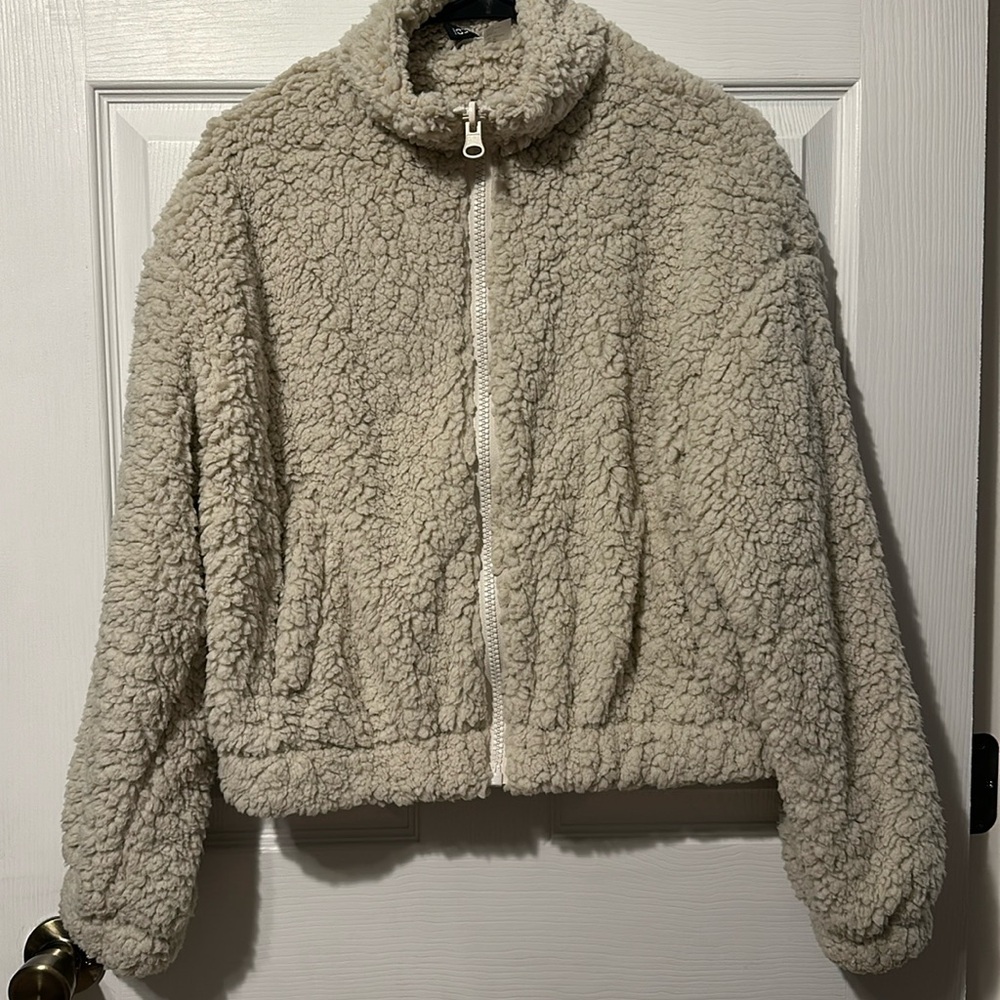 Brand new never worn H&M puffer jacket